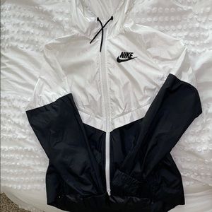 Nike windbreaker